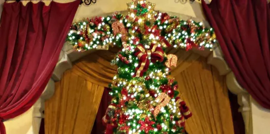 Canada Recalls Artificial Christmas Trees