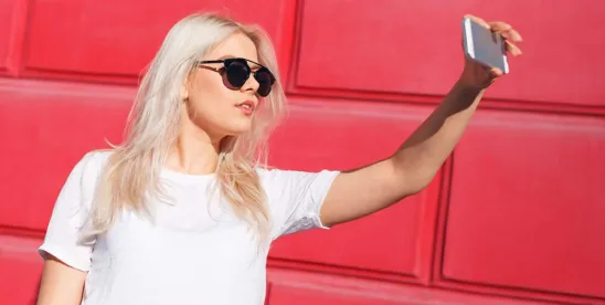 Effects of laid-off worker influencers on employers