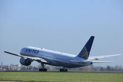 Aircraft, lessor, lessee, split closing, side-letter, split effective time approach