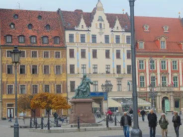Poland Increase Minimum Pay