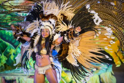 exotic dancer classified in CA as an independent contactor