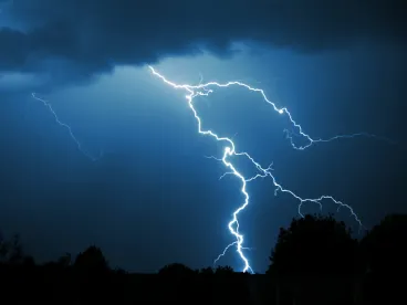 shock of lightning like a new idea