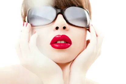 model, luxury brands, eu