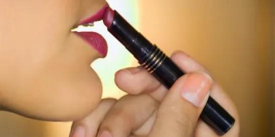 lipstick advertising claims