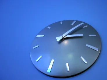 Clock, Texas Federal Judge Blocks U.S. Department of Labor from Implementing Controversial Rule Expanding Overtime Protections