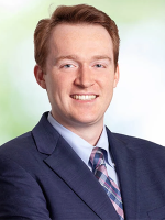 Finance Attorney Zachary Roop Hunton Andrews Kurth