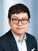 Tiange (Tim) Chen Corporate Attorney Robinson & Cole Law Firm