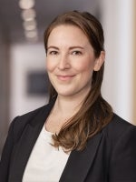 Hillary A. Leffue Contract Lawyer Foley & Lardner Law Firm